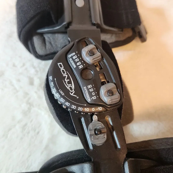 DonJoy TROM Advance Adjustable Knee Brace Total Range of Motion One Sz Fits Most - Picture 6 of 8